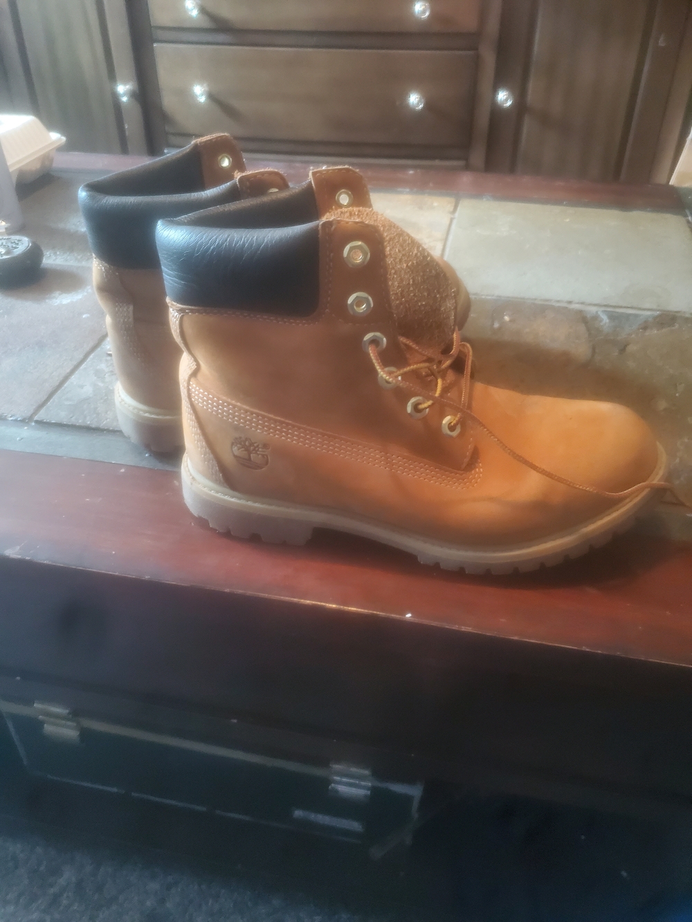 Timberland Wheat Brown Leather 6-Inch Lace-Up Boots